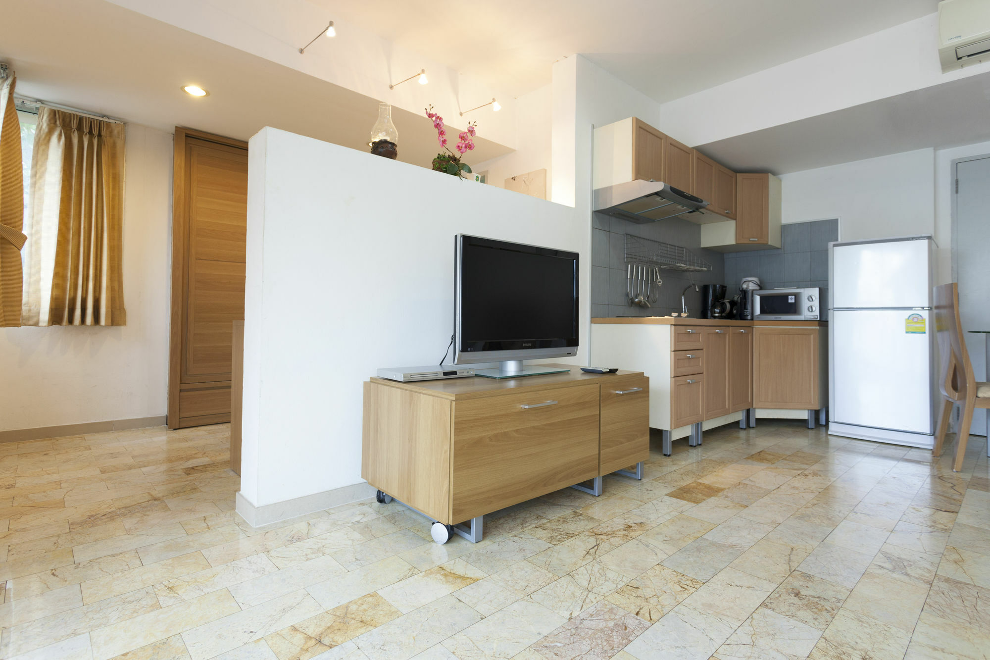 Galare Thong Tower Aparthotel Csiangmaj Kültér fotó