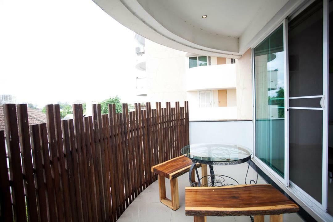 Galare Thong Tower Aparthotel Csiangmaj Kültér fotó